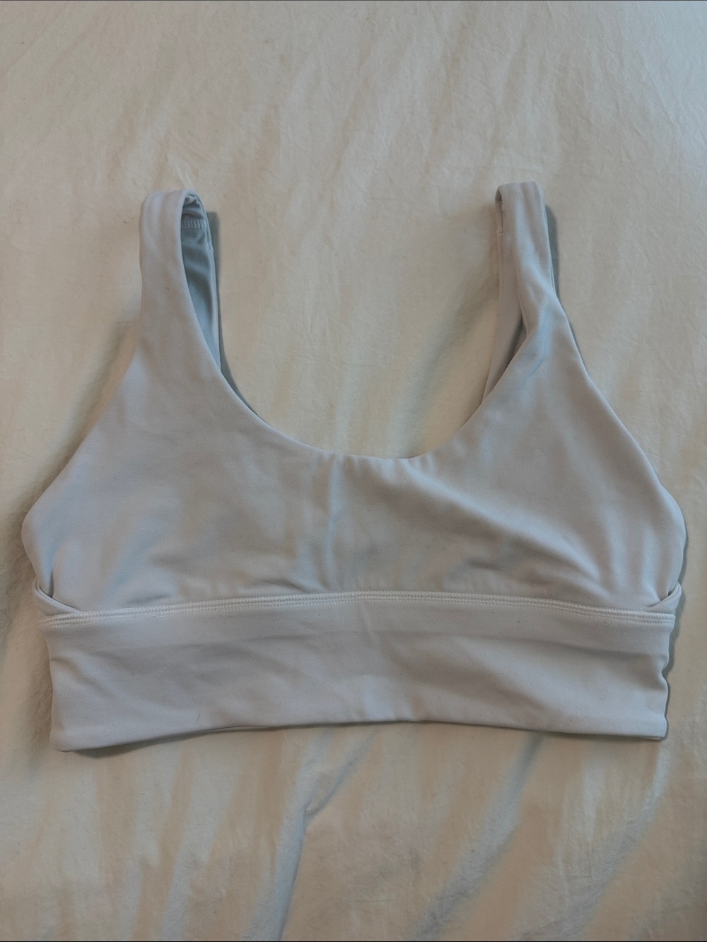 Lululemon sports Bra - size 6 (white)